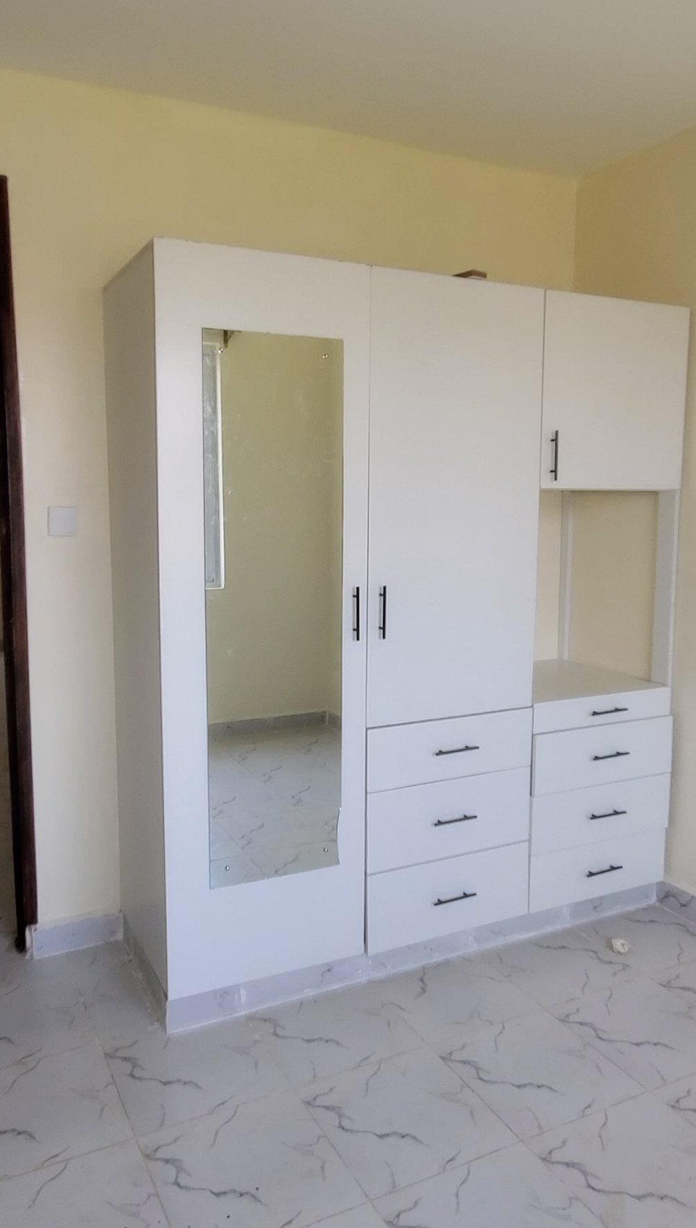 La Maison Apartments