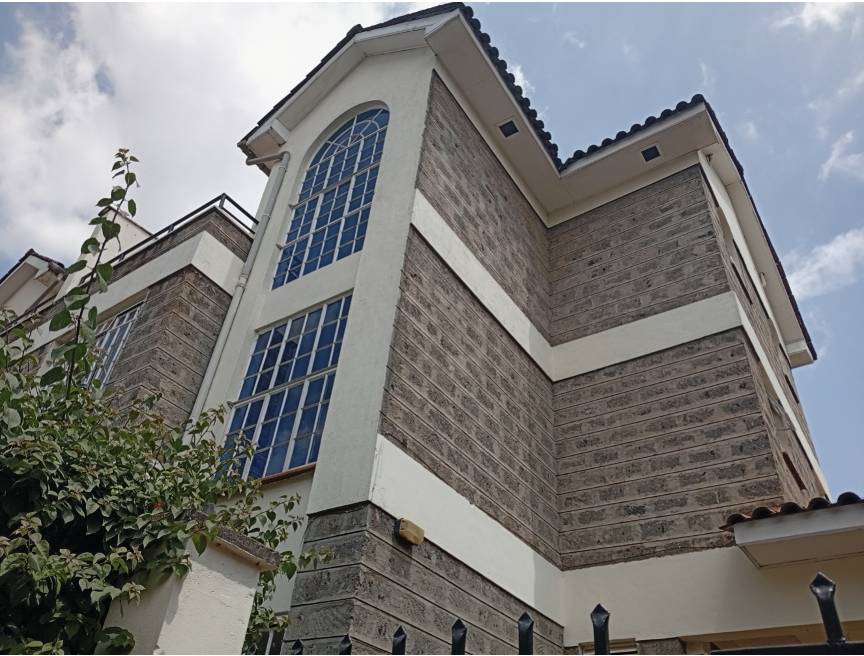 WILMARY TOWN HOUSE – PEPONI RD, GARDEN CITY